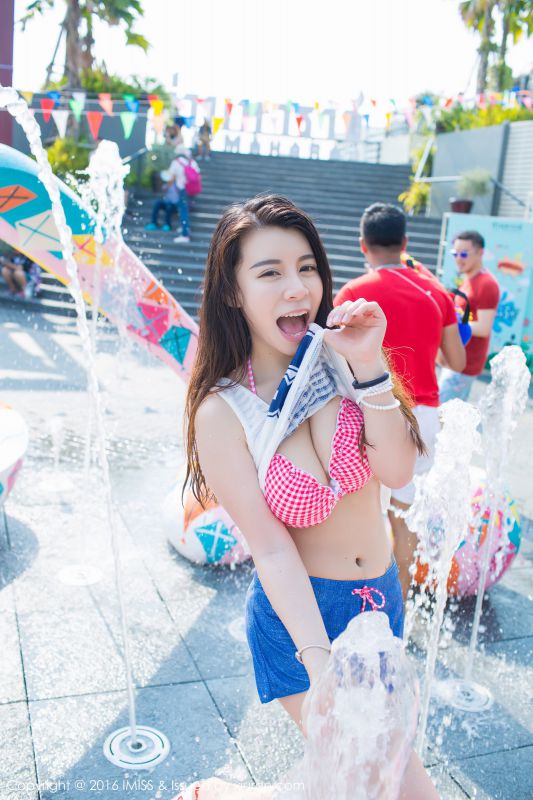 网络美女红人嘉宝贝儿国外摄影写真