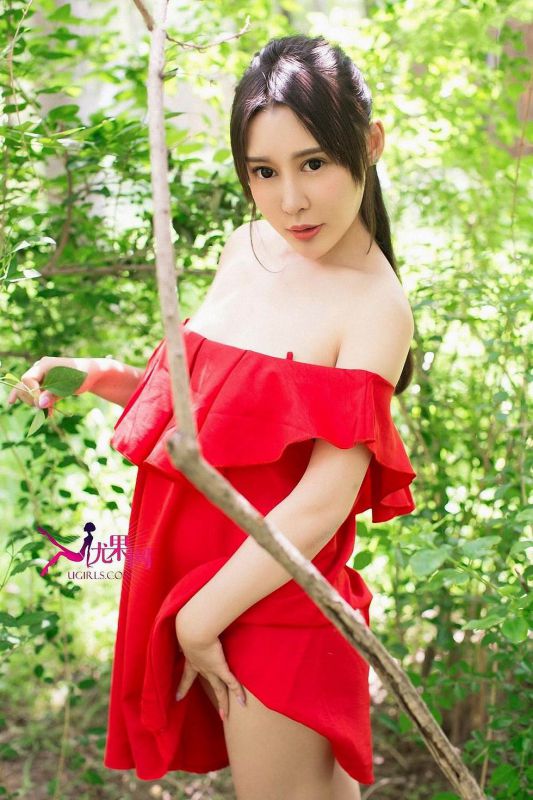 尤果网美女Rita户外性感诱惑写真集