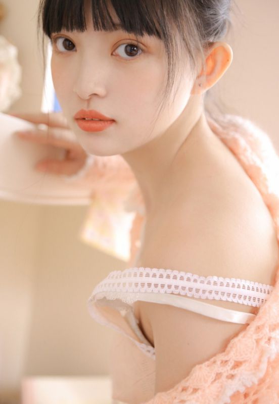 童颜萝莉美女极品尤物香艳私房内衣性感写真图片