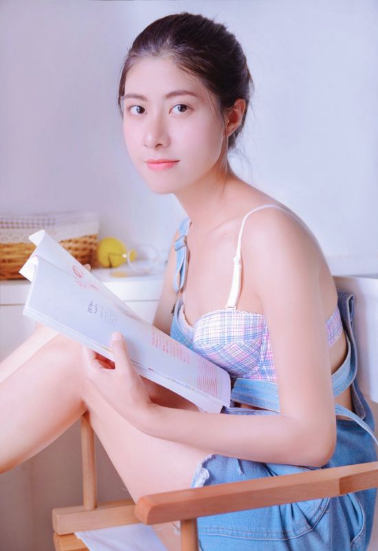 班长私房白嫩美乳内衣诱惑极品写真图片
