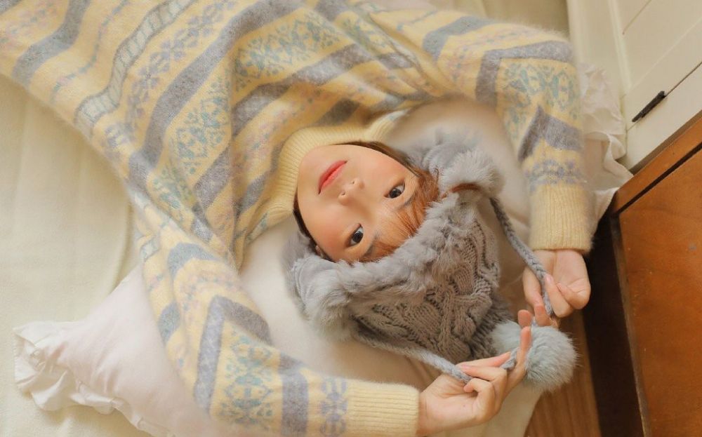 美女床上108种懒散可爱姿势居家美腿玉足清纯写真