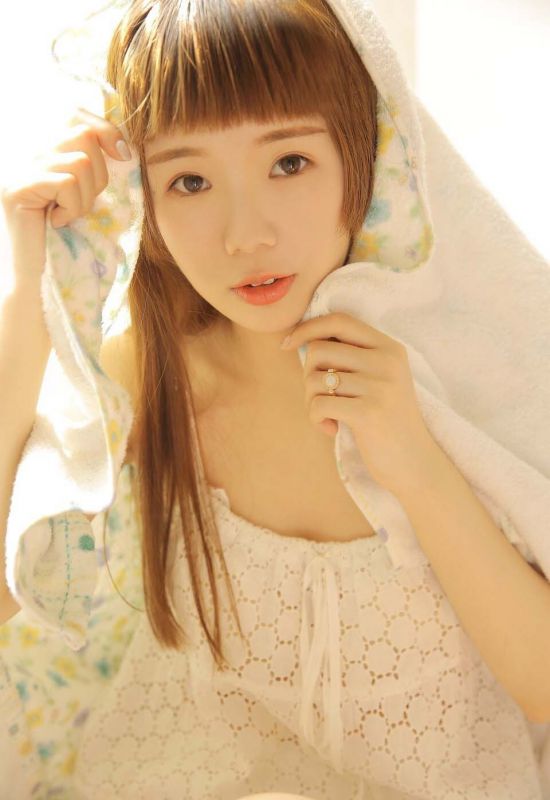 日本姬发少女古典香艳诱惑抚媚个人写真