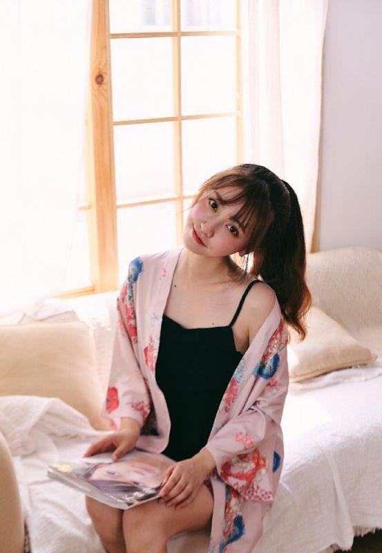 阳光运动少女私房照骨感人体艺术摄影写真