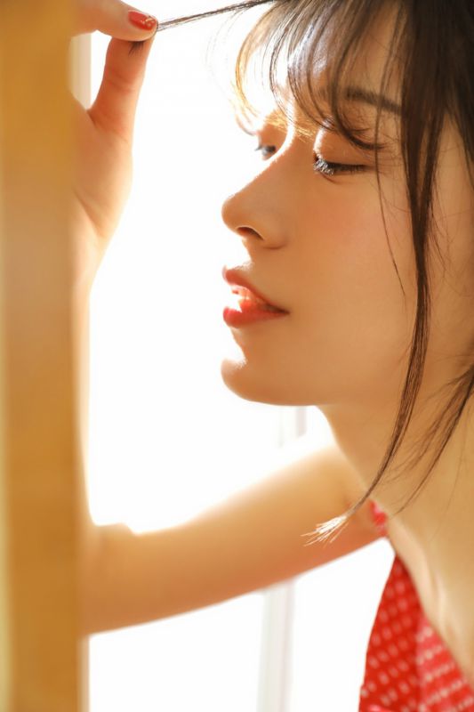 秀气美女御姐私房短裙美腿好紧的小嫩木耳性感写真