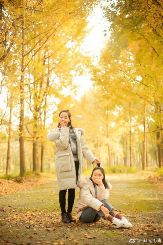 素人美女闺蜜秋天户外踏青艺术照清纯小清新写真