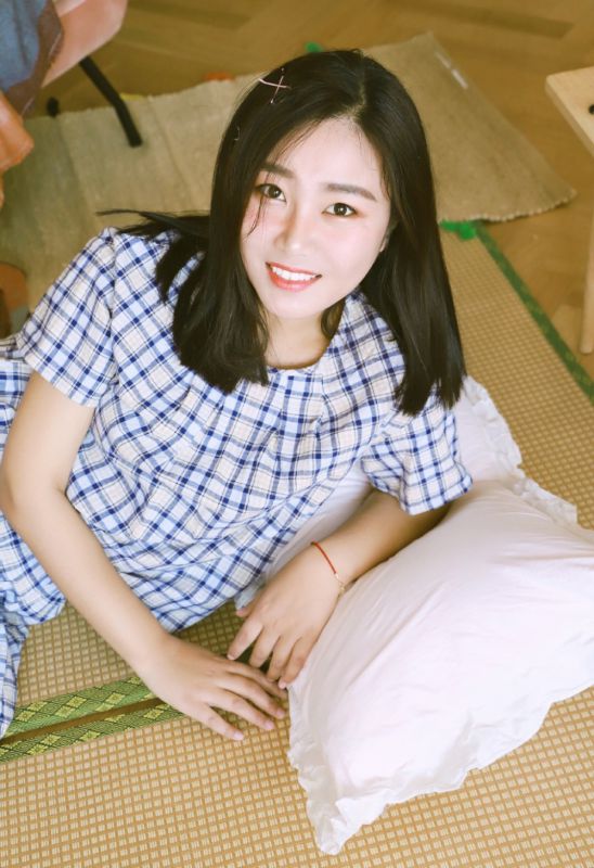 日系清秀美女白嫩清纯养眼私房小清新写真图片