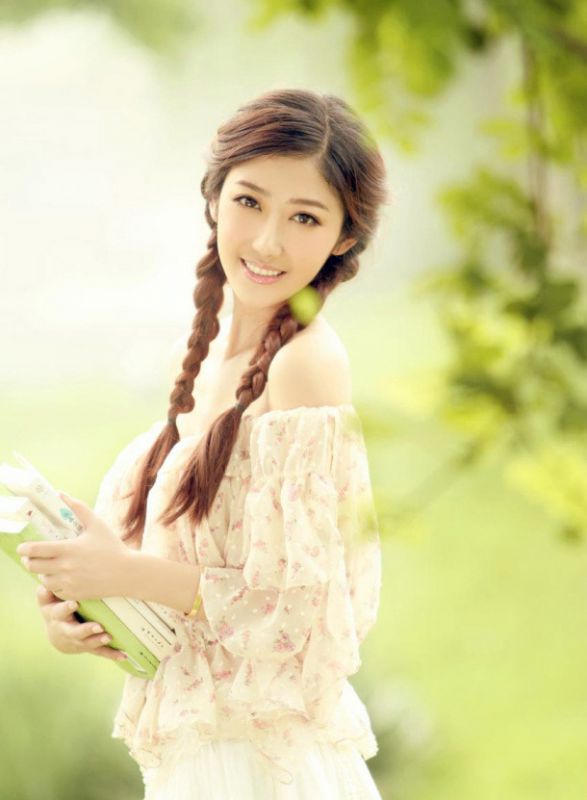 氧气美女户外唯美写真照