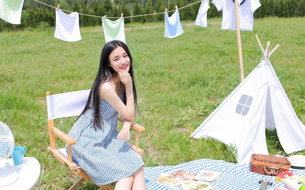 清新美少女脱俗怡静空灵气质户外阳光清纯图片