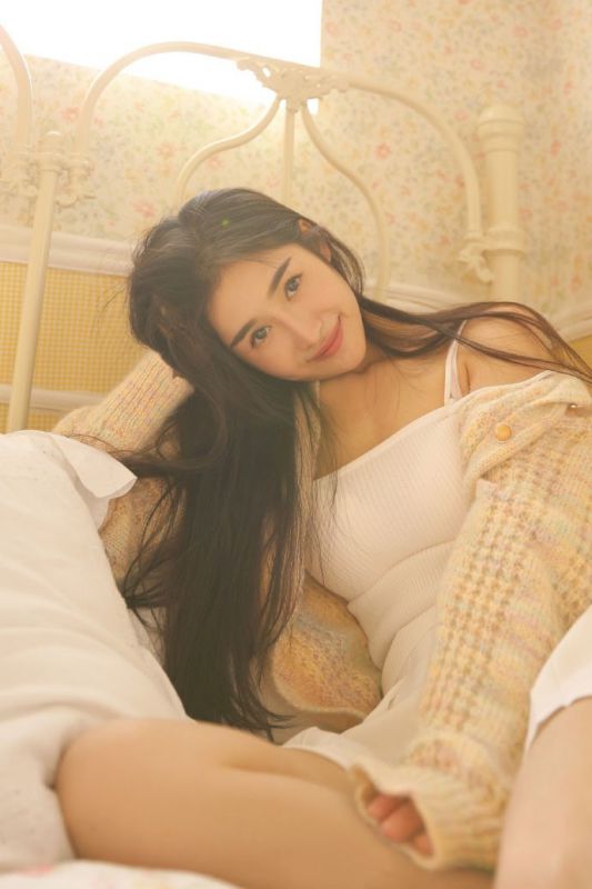 亚洲性感甜美人妻少妇吊带美乳嫩b骆驼趾无码图片