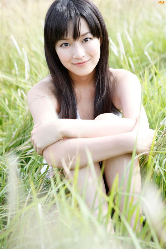 日本美女性感写真 日本美女小泉麻耶甜美气质性感图片