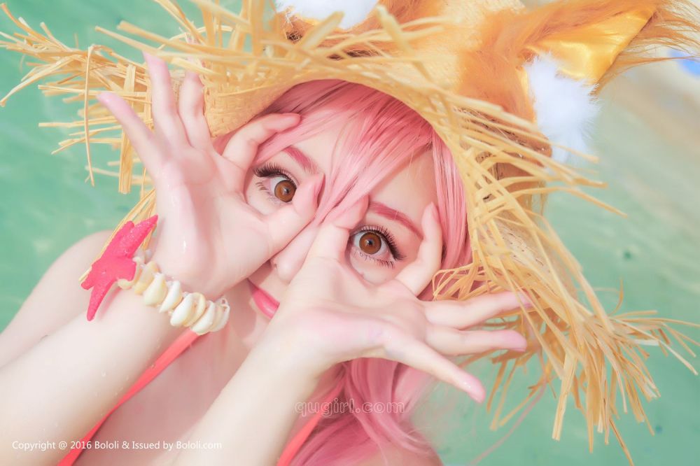 比基尼动漫萌妹子cosplay性感泳装人体艺术摄影图片