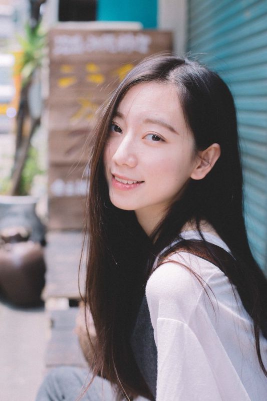 清纯系美女徐雯倩私拍写真图片