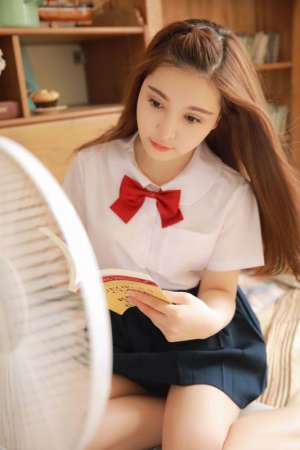 校园jk制服少女美腿性感漂亮女孩写真
