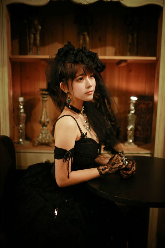 洋娃娃yurisa闺房清纯唯美写真