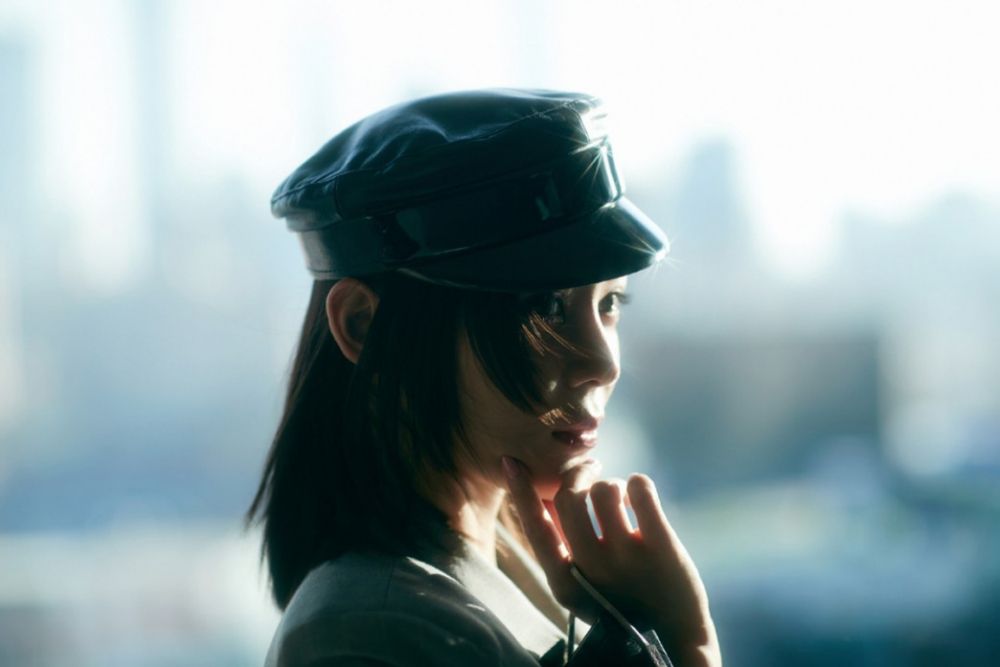 军工装美女明星袁姗姗冷艳帅气火辣图片