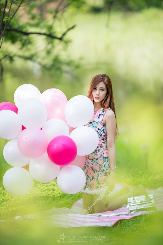 清纯美女金河律唯美街拍写真