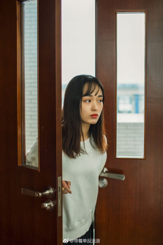 校园清纯学生妹素人少女小清新写真图片