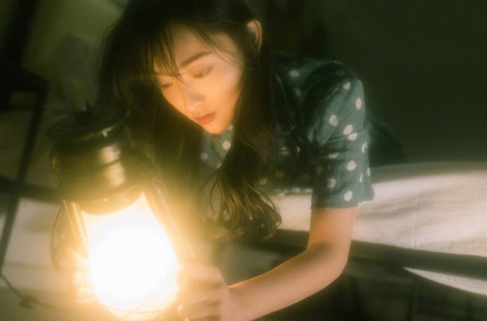 复古美女少妇典雅私房妖娆床上性感风骚写真