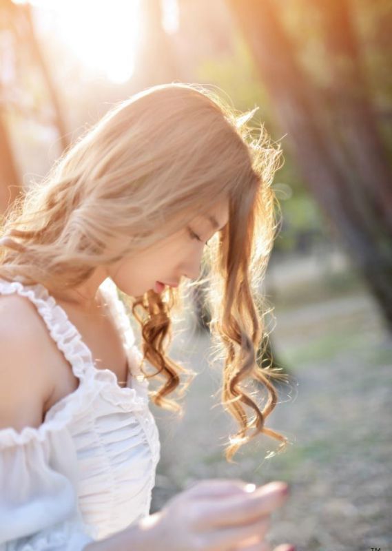 白衣少女森林唯美写真集
