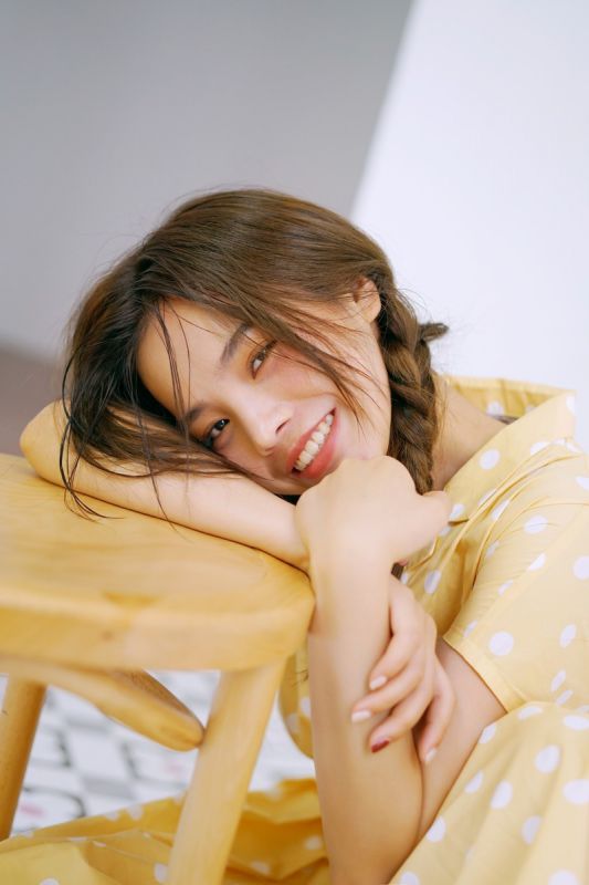 小清新氧气可爱美女私房风情抚媚诱惑写真