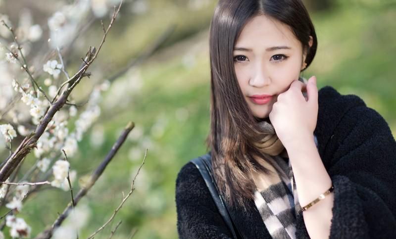 清纯美女户外唯美写真照