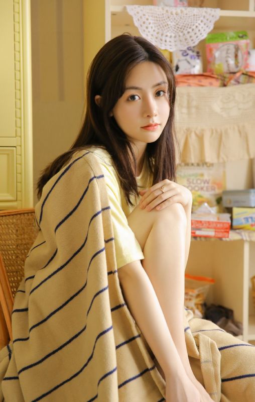 文艺氧气少女甜美可爱闺房小清新养眼梦幻清纯图片