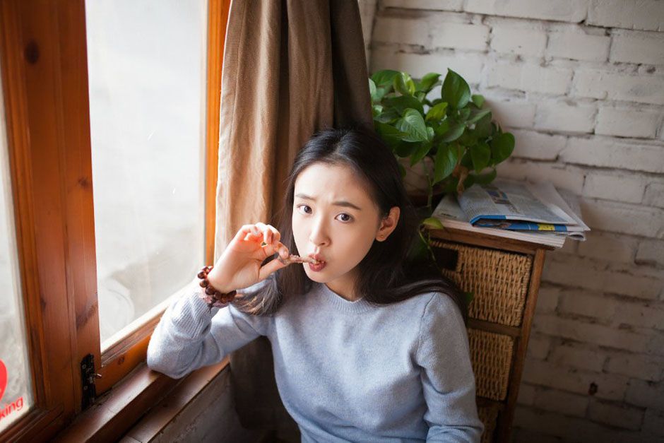 美女校花吴倩清纯迷人写真照
