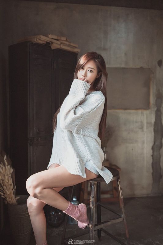 韩国美女模特尹惠熙唯美家居写真