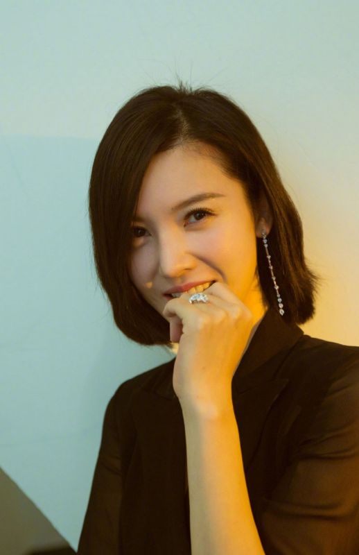 成熟冰美人杨子姗长腿火辣女王气场图片
