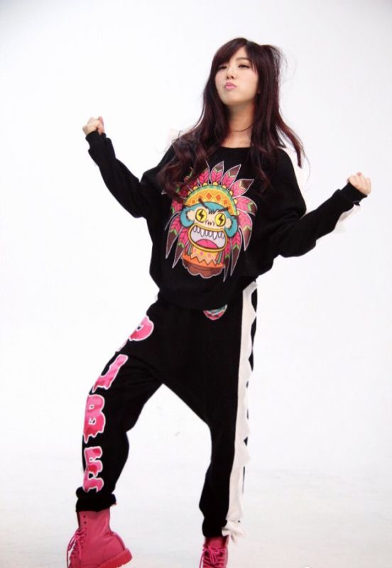 美女明星赵奕欢青春活力写真大片