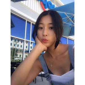 御姐美女图片黄雅英气质写真合辑