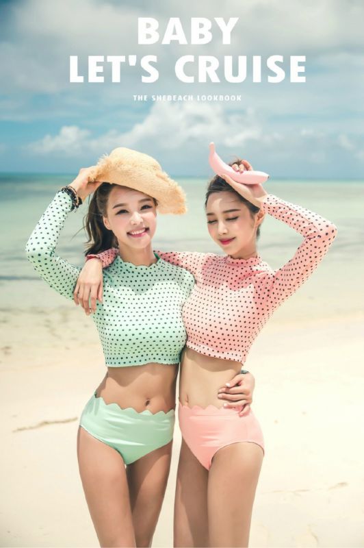 高颜值美女姐妹海滩比基尼火热双飞大胆人体写真