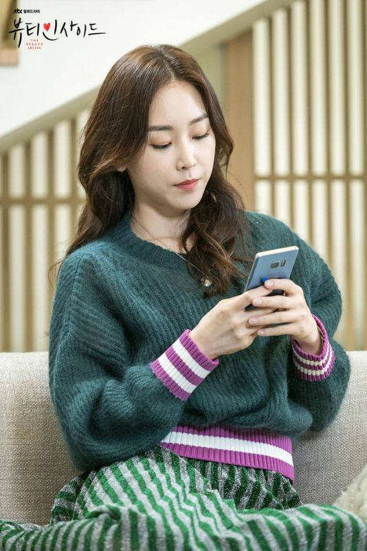 淡雅气质美女徐玄振薄纱长裙靓丽明星写真