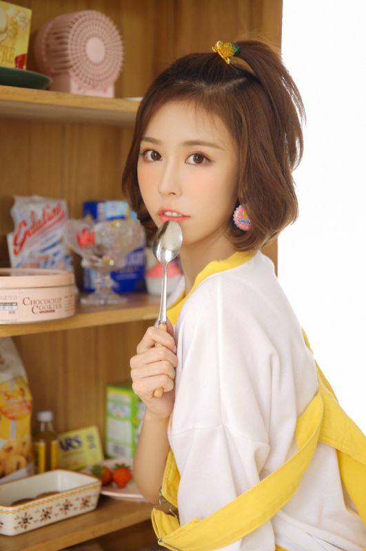 韩国美女元气天然萌妹治愈卖萌写真