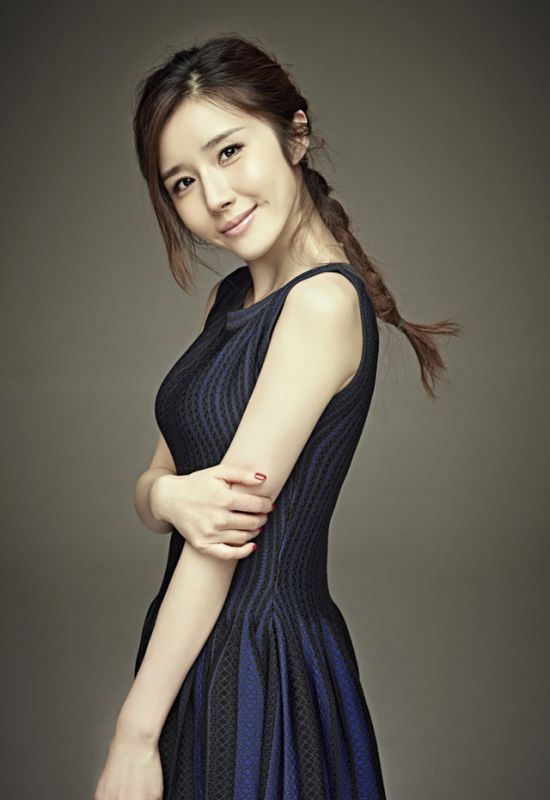 方安娜甜美迷人写真大片