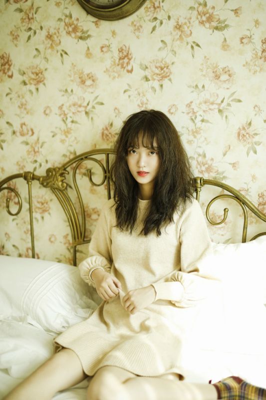 香艳甜美少女可爱不失性感私房优雅艺术个人写真图片