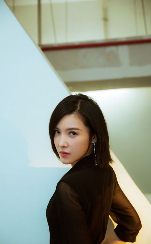 成熟冰美人杨子姗长腿火辣女王气场图片