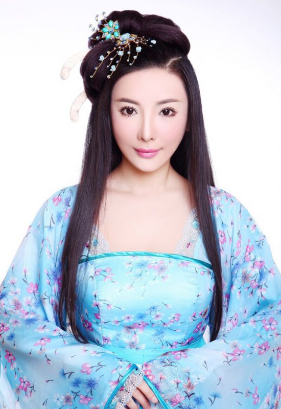 古装美女胡恩绮高清写真