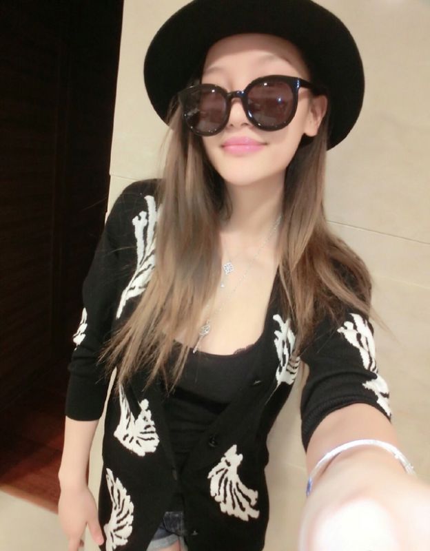 名模徐茜儿生活自拍写真