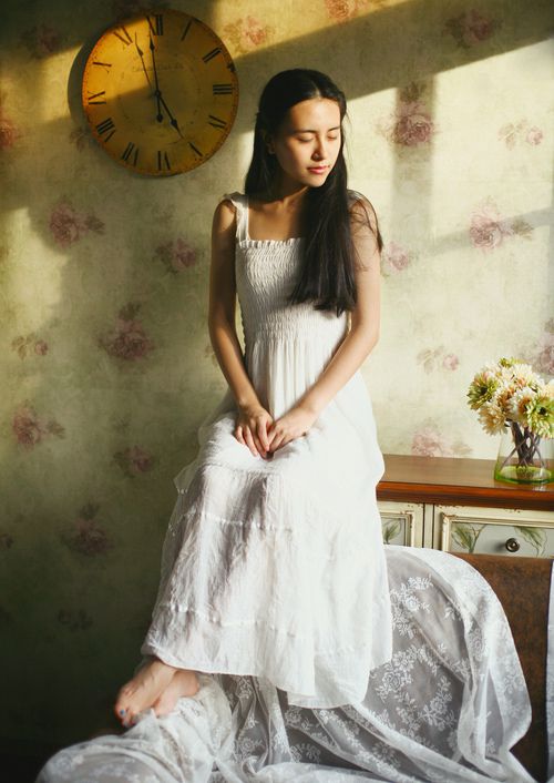 忧伤清纯少女私房写真照