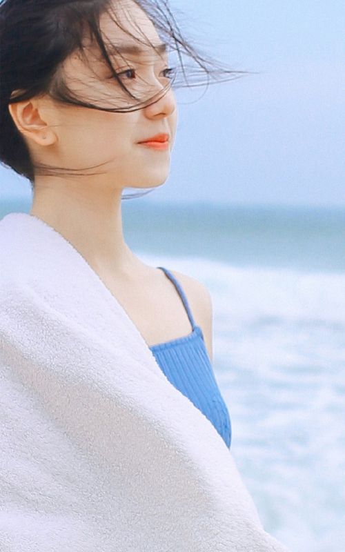 比基尼泳衣美女海边湿身吊带长腿爆乳性感诱惑写真