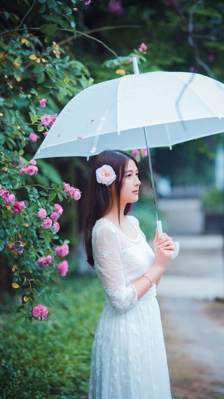 长发少女白裙清新唯美户外个人写真艺术图片