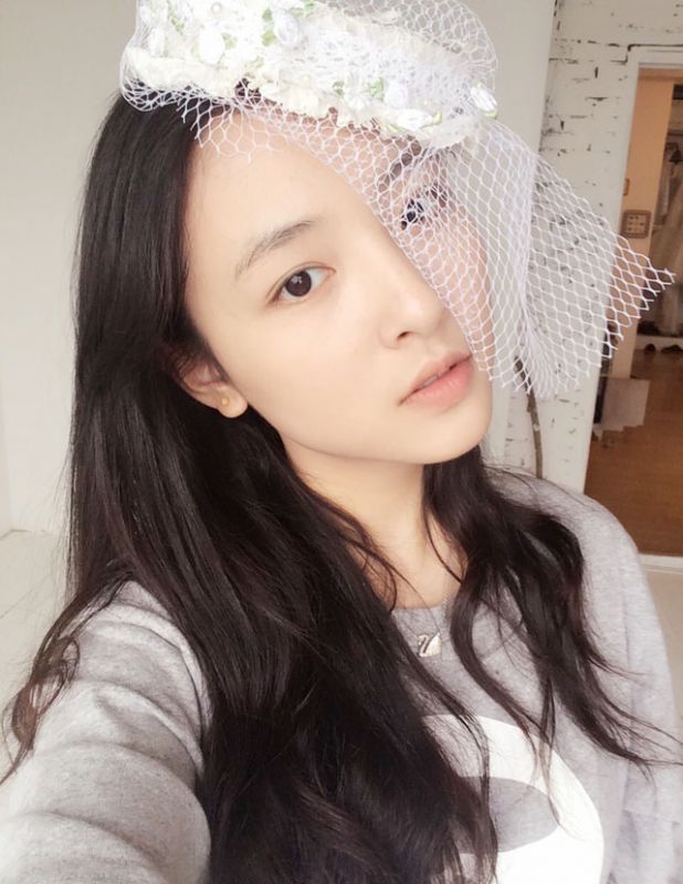 吴倩清纯迷人美照