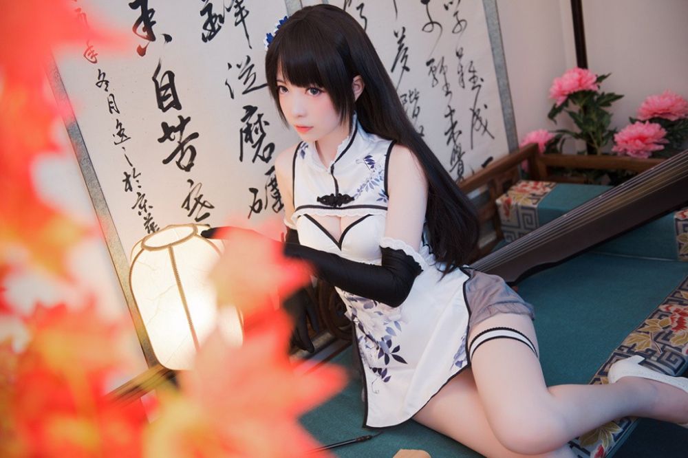 亚洲童颜巨乳国模少女美乳人体艺术性感写真
