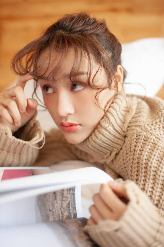 混血美女网红火辣白皙性感养眼极品尤物写真