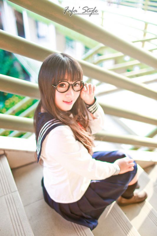 校园小清新美眉学生制服写真