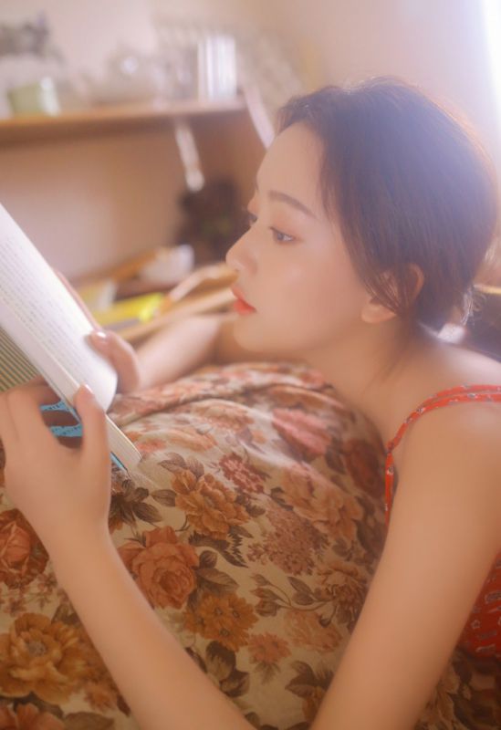 韩国美女尤物私房比基尼内衣性感爆乳写真