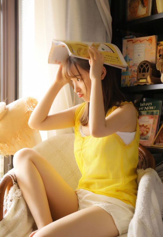 清纯甜美少女私房俏皮元气可爱写真