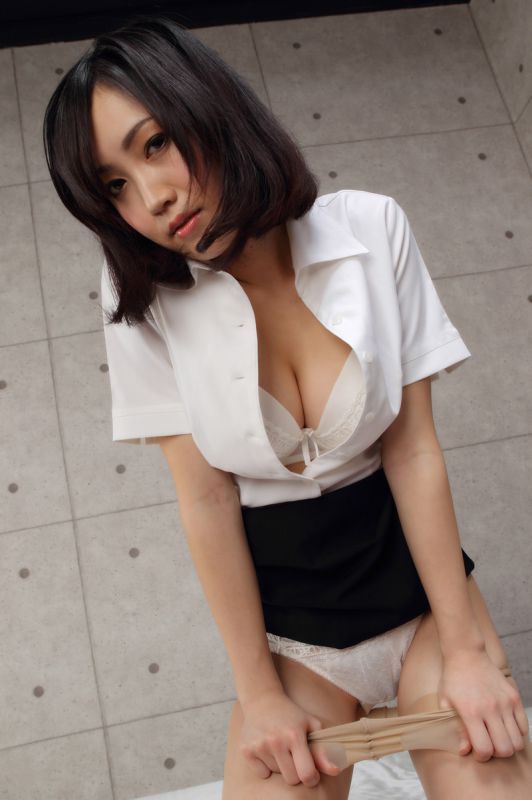 少妇性感肉丝诱惑私房写真
