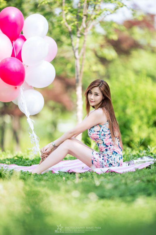 清纯美女金河律唯美街拍写真